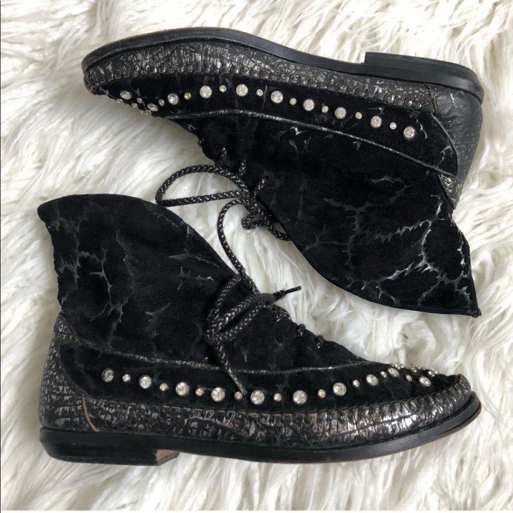 SALE❗️El Vaquero vintage suede rhinestone boots